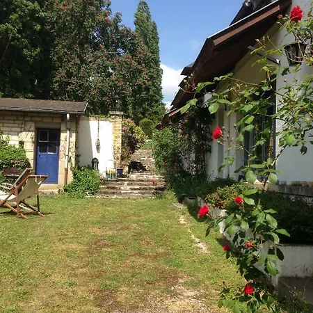 Holiday home Longere De Charme Familiale Pour Un We Au Coin Du Feu Joli Hameau, Calme, Cheminee *